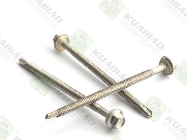 光伏板連接線螺絲規(guī)格型號(hào)（光伏板接頭安裝視頻）